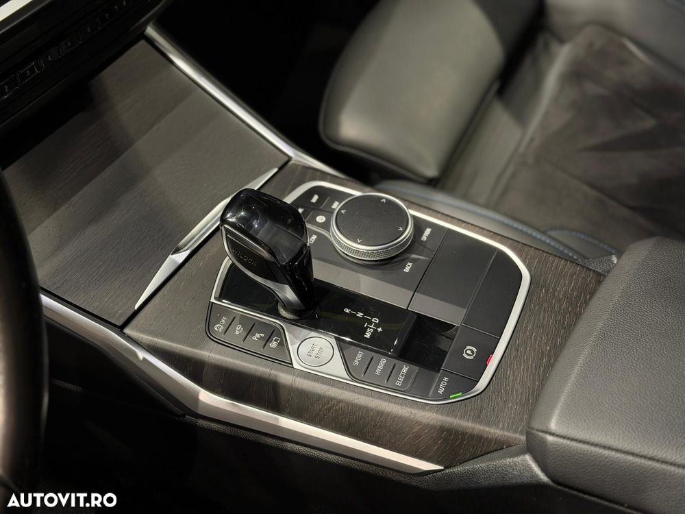 BMW Seria 3 - 36