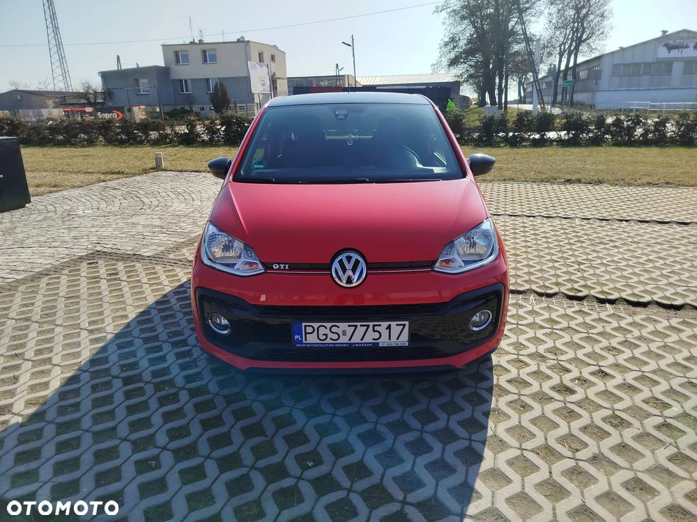 Volkswagen up! GTI - 15