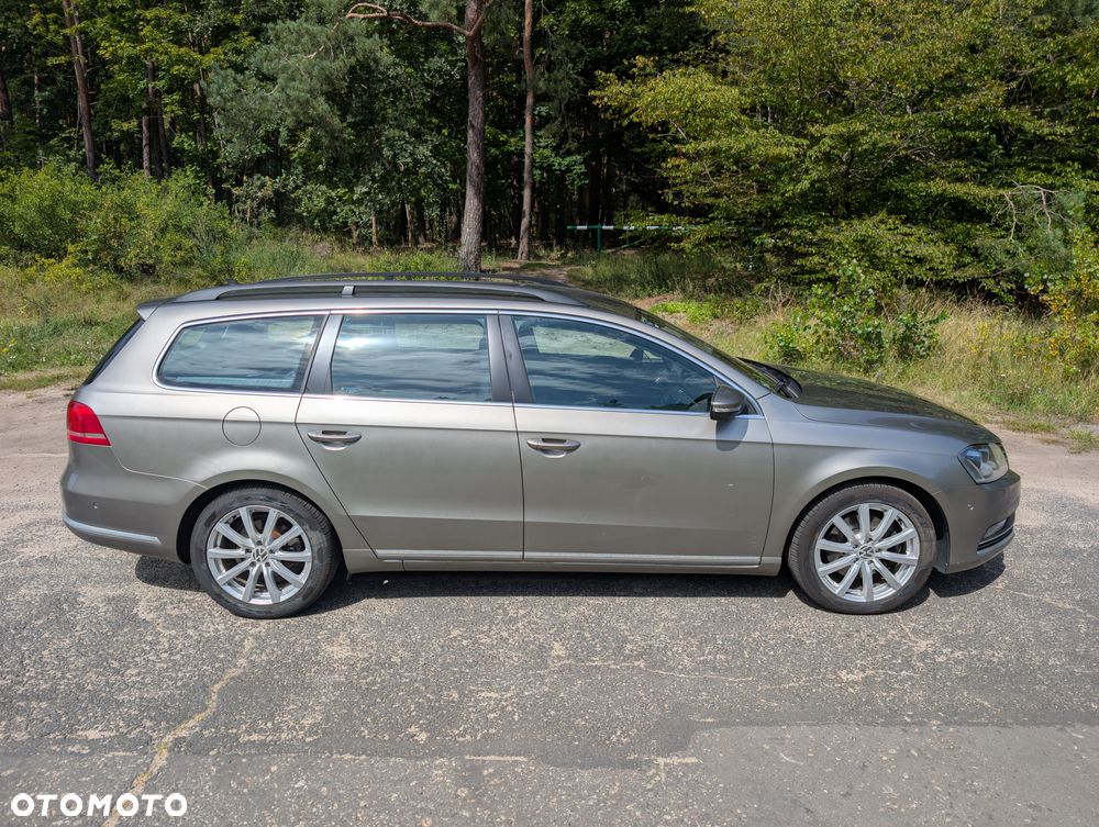 Volkswagen Passat 1.8 TSI Comfortline DSG - 12