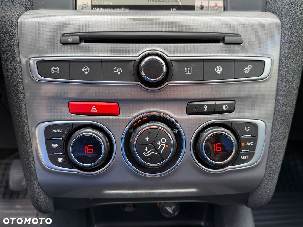 Citroën C4 e-HDi 115 Exclusive - 34