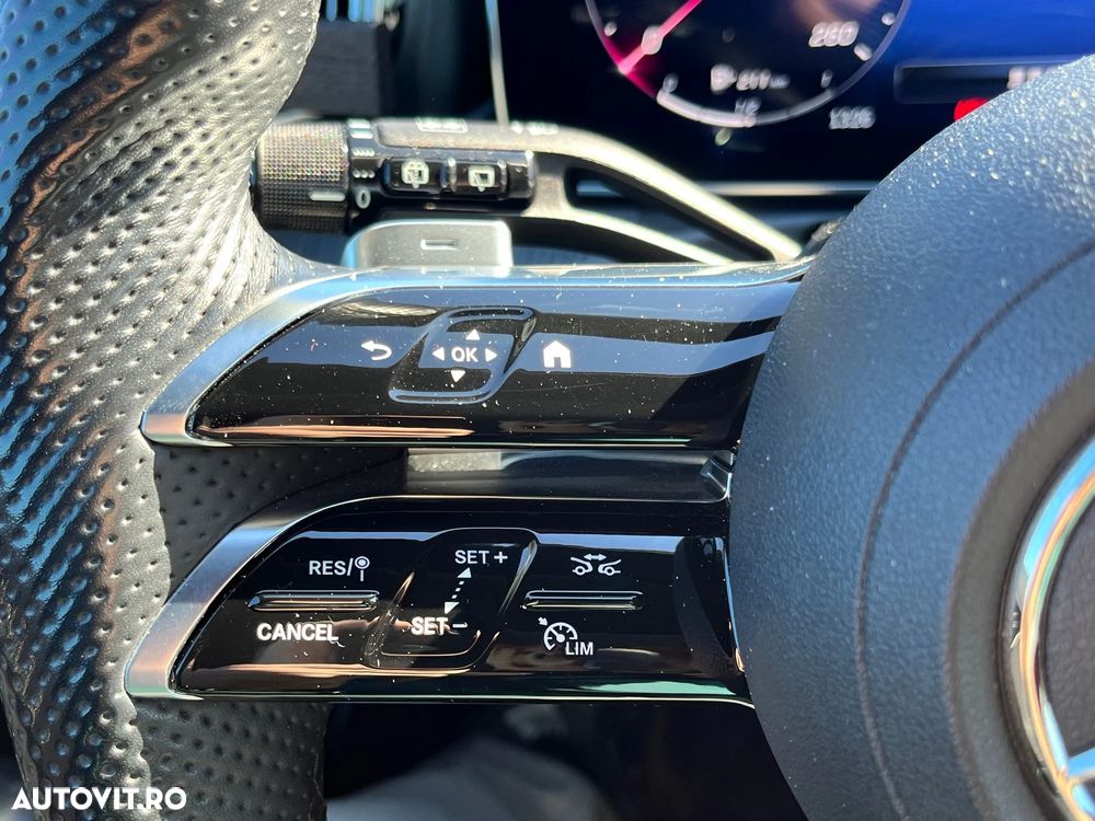 Mercedes-Benz C 300 4MATIC 9G-TRONIC - 15