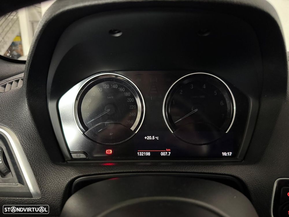 BMW 118 i Pack M - 20