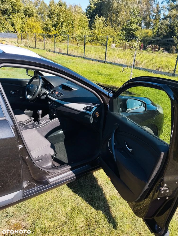 Renault Megane 1.6 16V 110 Dynamique - 11