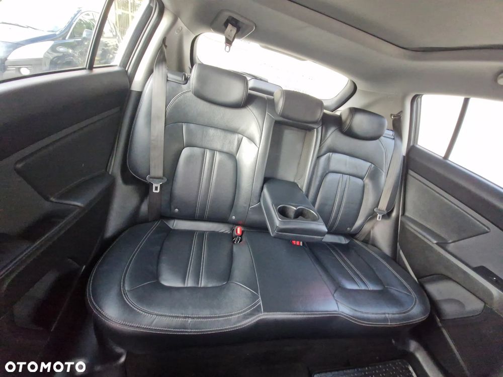 Kia Sportage - 25