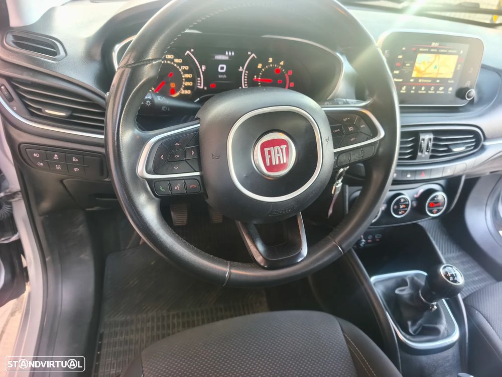 Fiat Tipo Station Wagon 1.3 M-Jet Lounge J17 - 12
