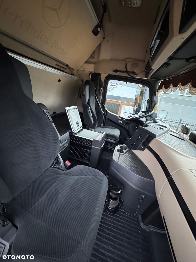 Mercedes-Benz Actros 1851 LS Giga Space - 4