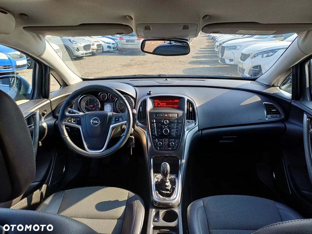 Opel Astra 1.4 Turbo Cosmo - 23