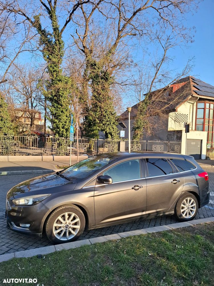 Ford Focus 1.0 EcoBoost Titanium - 8
