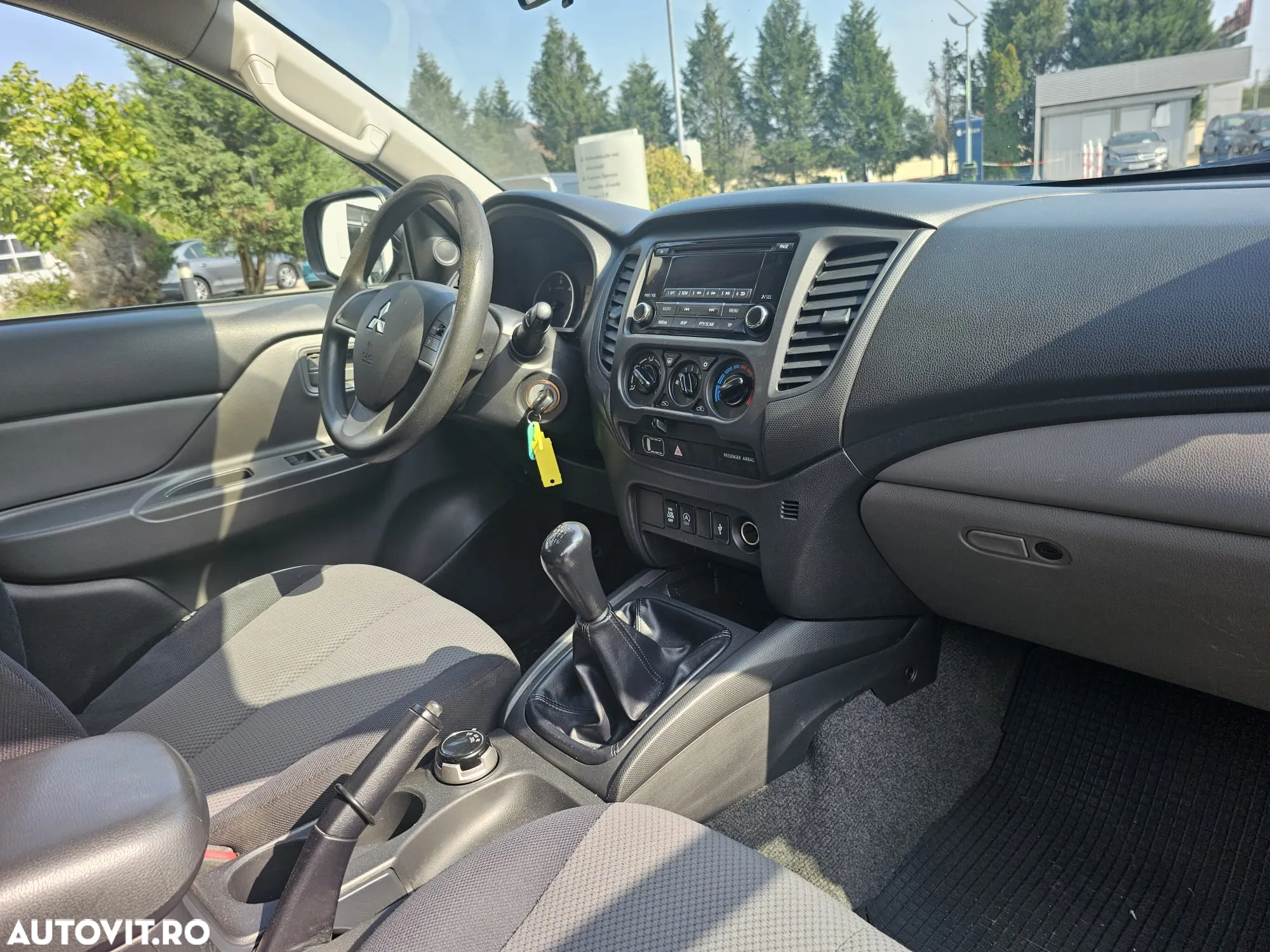 Mitsubishi L200 - 11