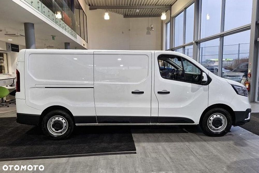 Renault Trafic L2H1 Extra 2.0 130KM - 4
