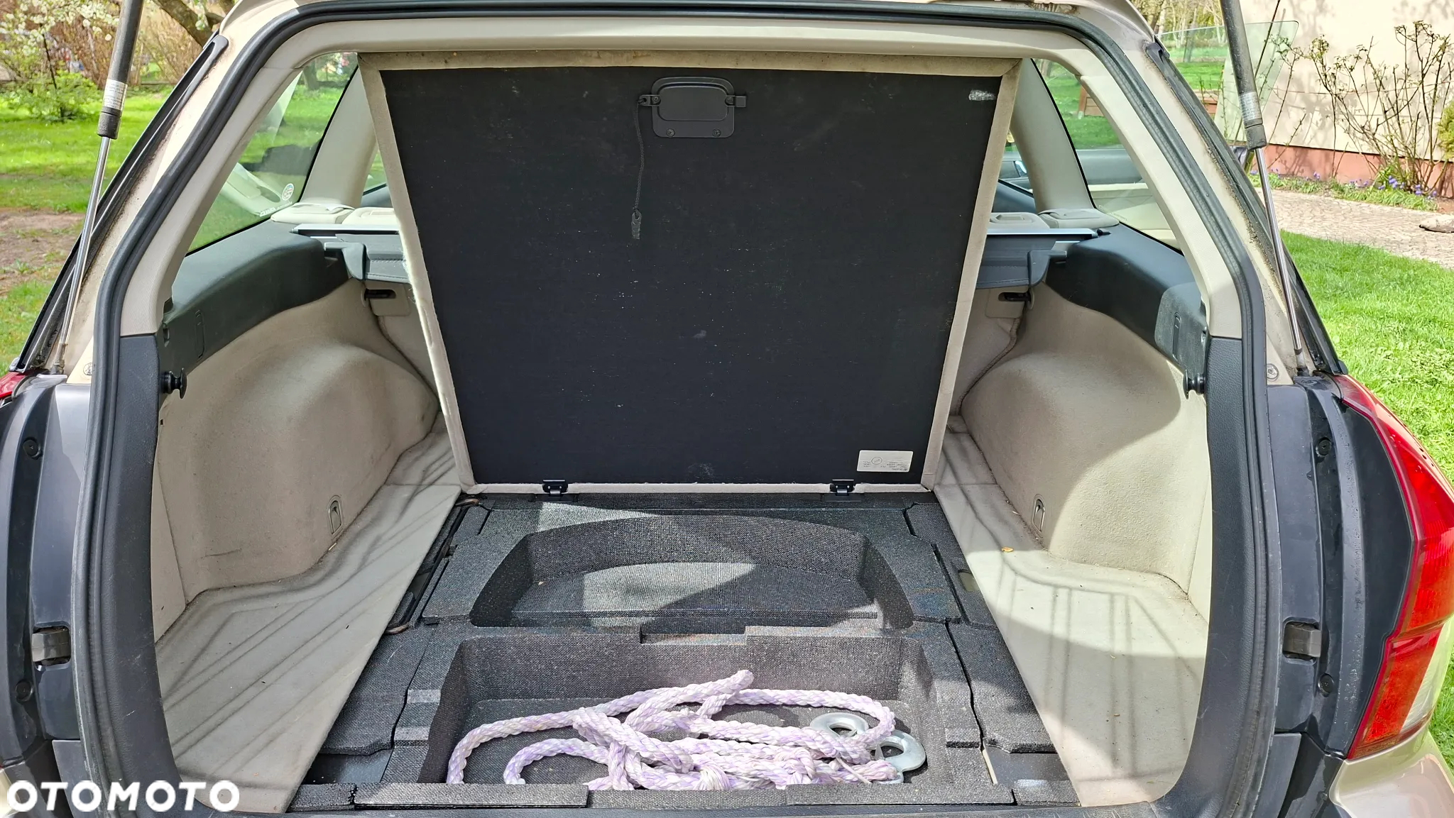 Subaru Outback - 12