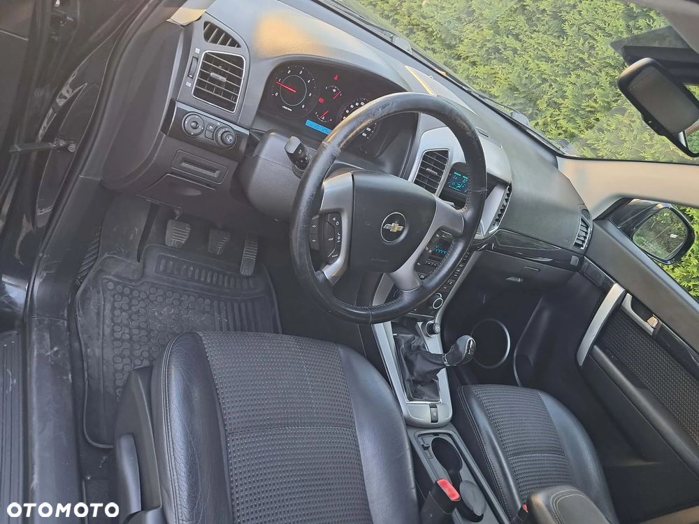 Chevrolet Captiva 2.2 D LS+ - 8
