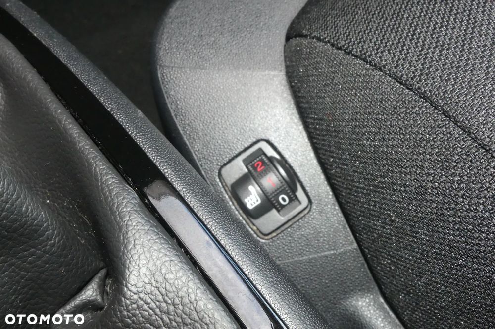 Citroën C4 Picasso 1.6 BlueHDi Shine S&S - 19