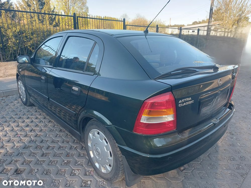 Opel Astra 1.4 - 3