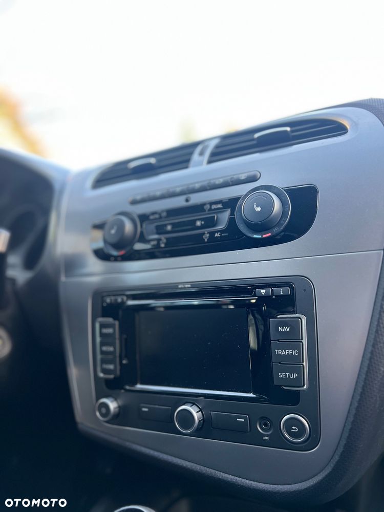 Seat Leon ver-1-4-tsi-style-s-s - 11