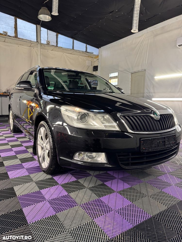 Skoda Octavia 2.0 TDI DSG Laurin & Klement - 17
