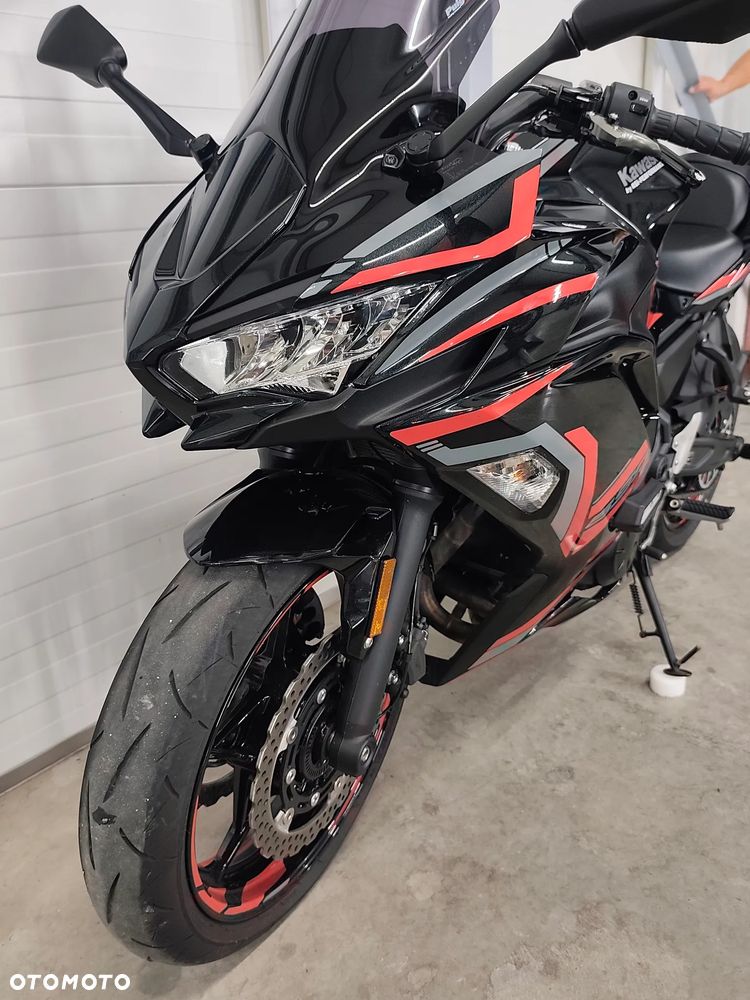 Kawasaki Ninja - 8