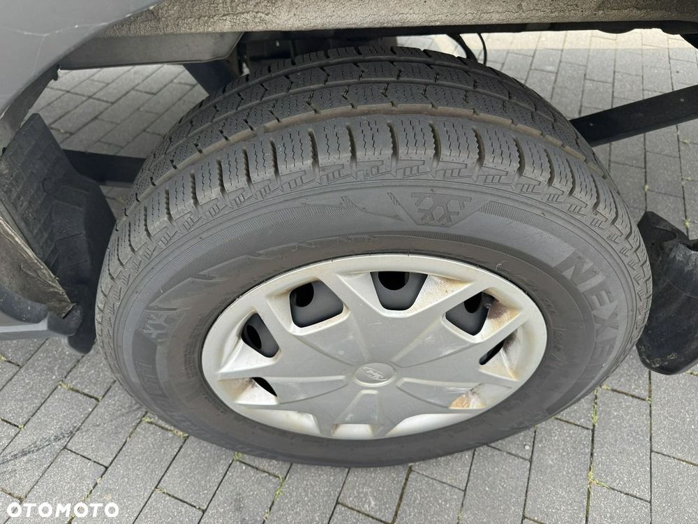 Ford Transit - 21