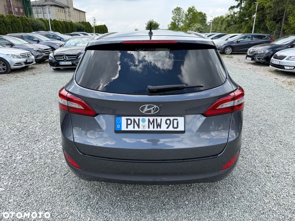 Hyundai i30 blue 1.6 GDI Trend - 5