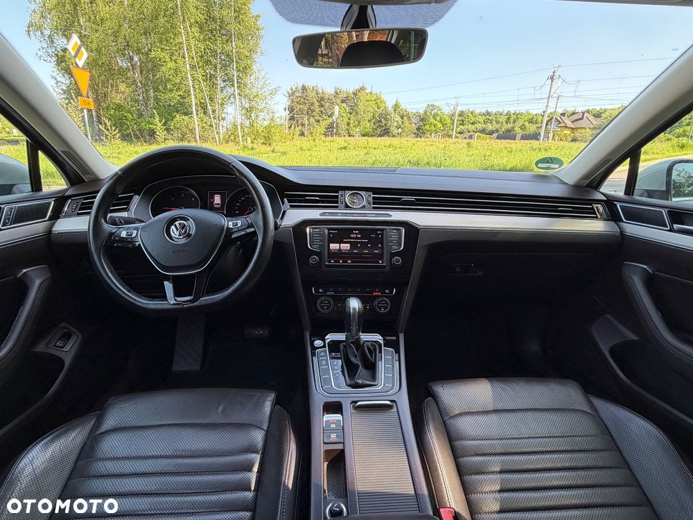 Volkswagen Passat Variant 2.0 TDI DSG (BlueMotion Technology) Highline - 17