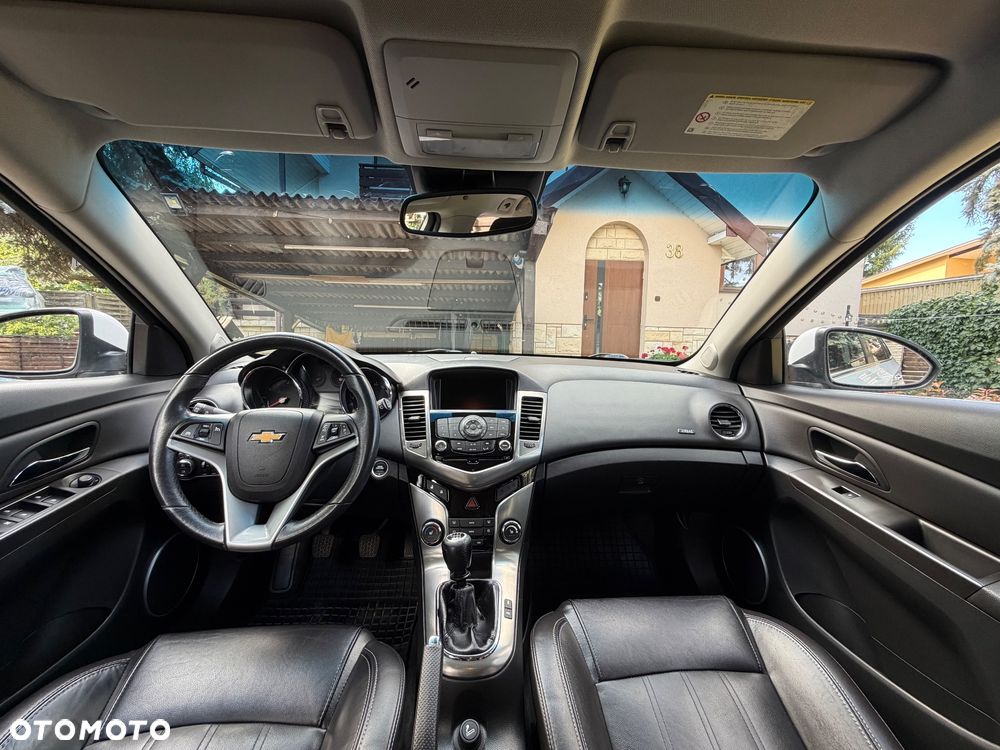 Chevrolet Cruze 1.4T LTZ - 8