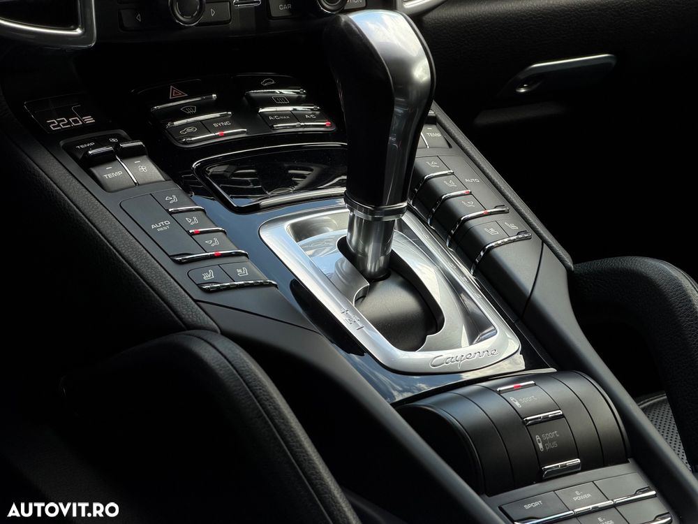 Porsche Cayenne S Tiptronic S - 16