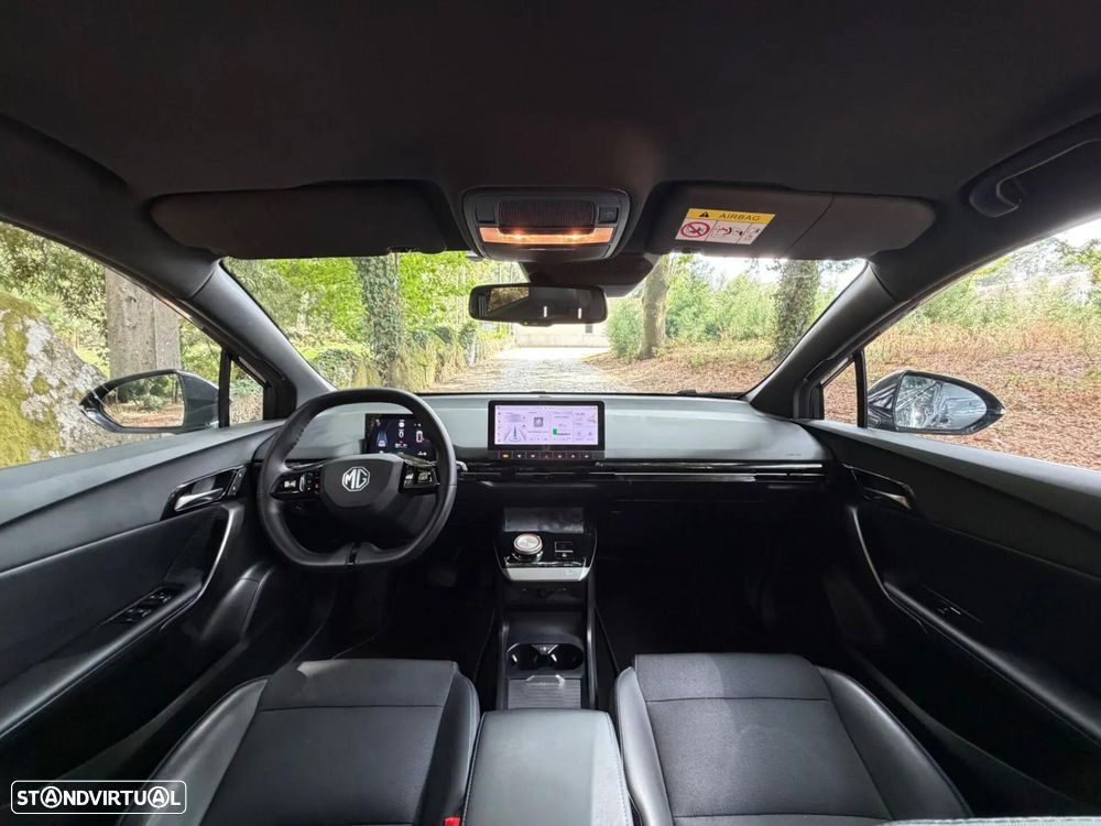 MG MG4 77 kWh Extended Range Luxury - 28