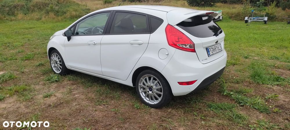 Ford Fiesta 1.25 Ghia - 6