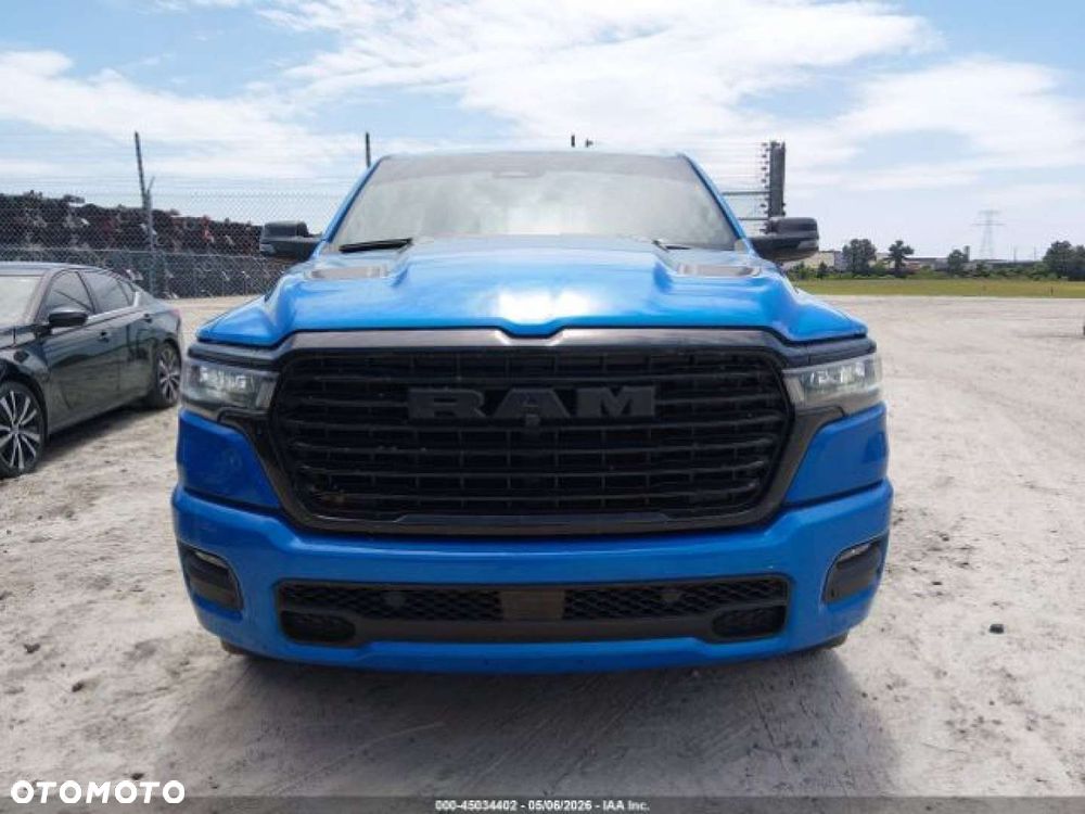 RAM 1500 - 8