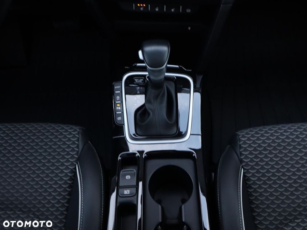 Kia XCeed - 13