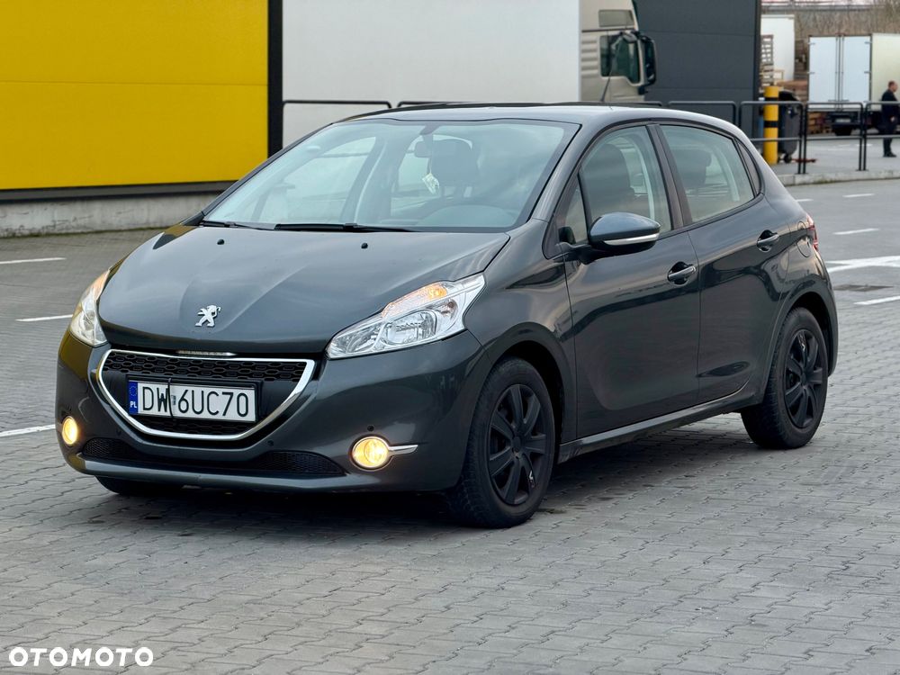 Peugeot 208 1.6 e-HDi Allure STT - 1