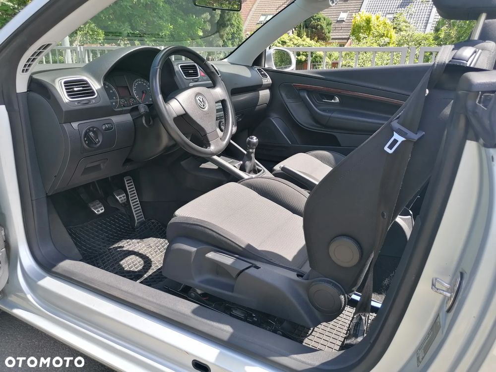 Volkswagen Eos 1.6 FSI - 13