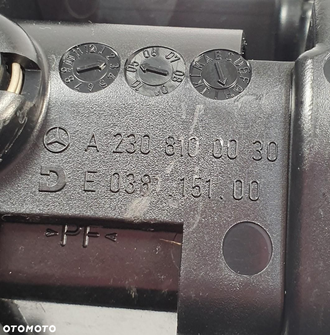 POPIELNICZKA ZAPALNICZKA DEKOR MERCEDES SL R230 - 6