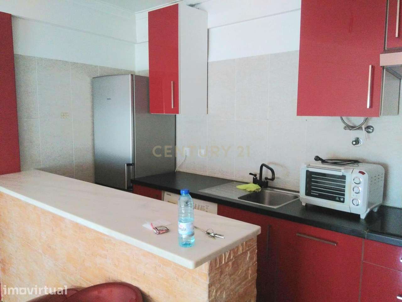Apartamento 2 Assoalhadas no Centro de Almada ao pé do Metro! - Grande imagem: 4/26