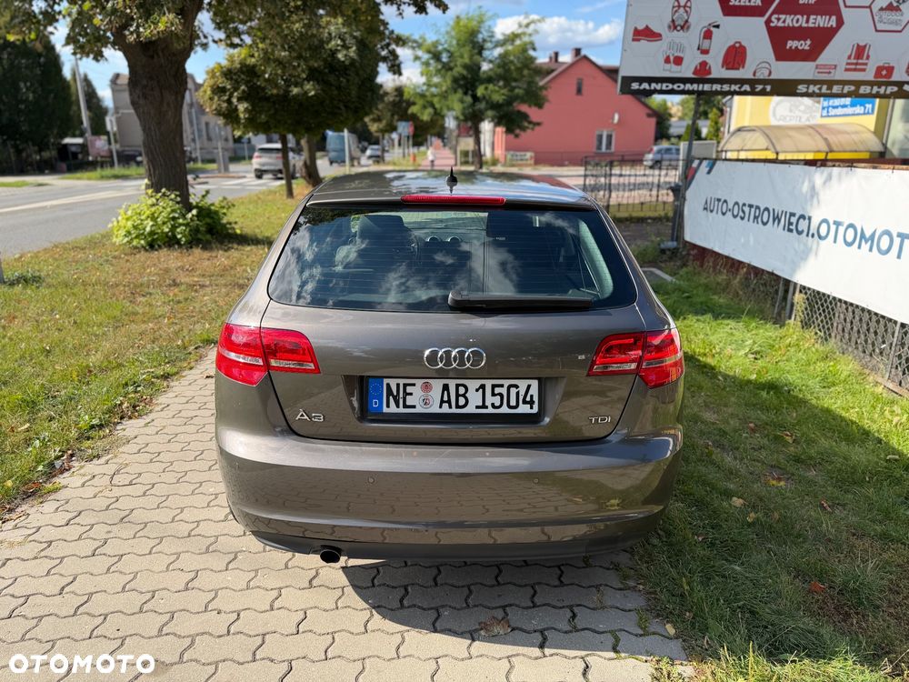 Audi A3 Sportback 2.0 TDI Ambiente - 9