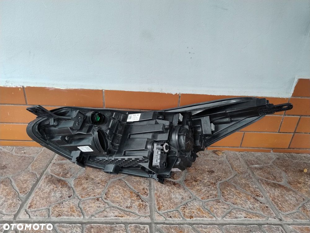 lampa prawa led kia sportage iv 4 92102f1500 - 8