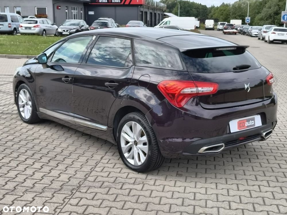 DS Automobiles DS 5 - 5