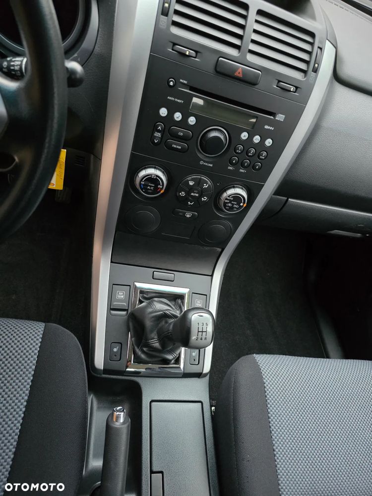 Suzuki Grand Vitara 1.6 Comfort - 6