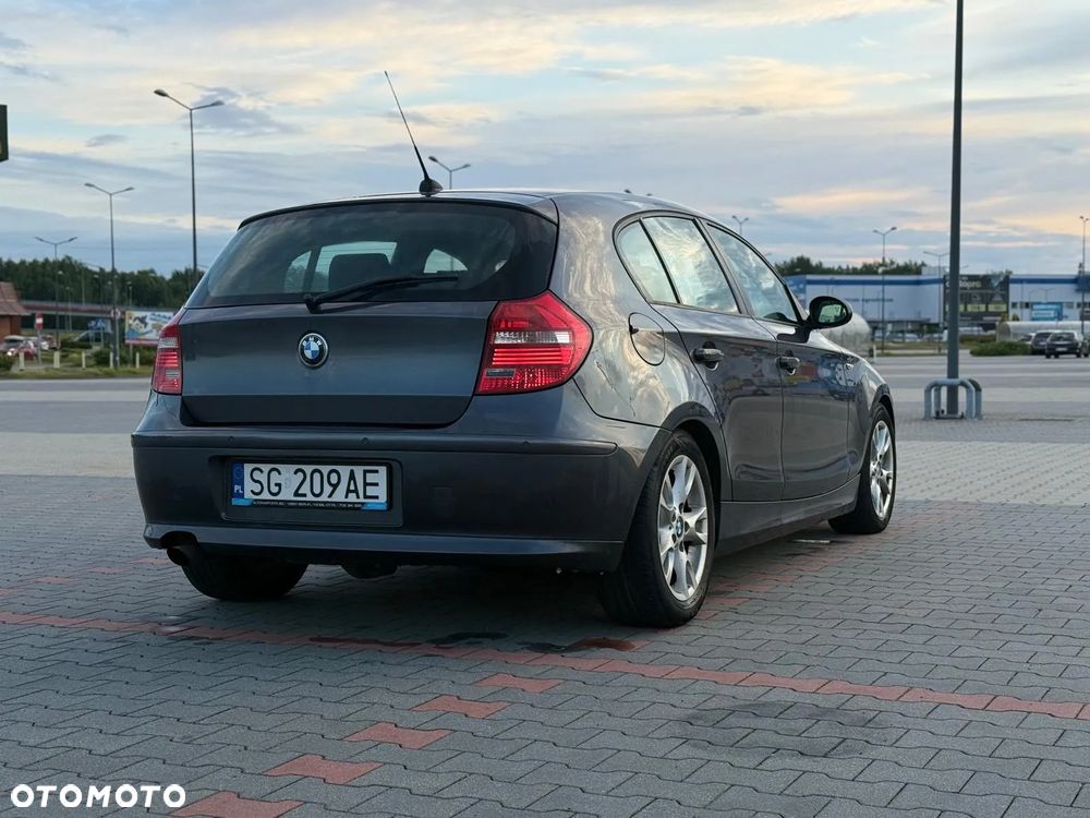 BMW Seria 1 118d - 4