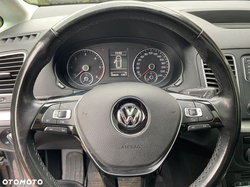 Volkswagen Sharan 2.0 TDI BMT Trendline DSG - 8
