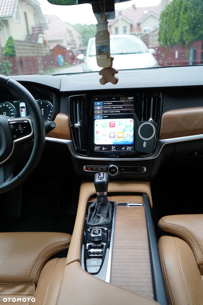 Volvo V90 D4 Inscription - 16