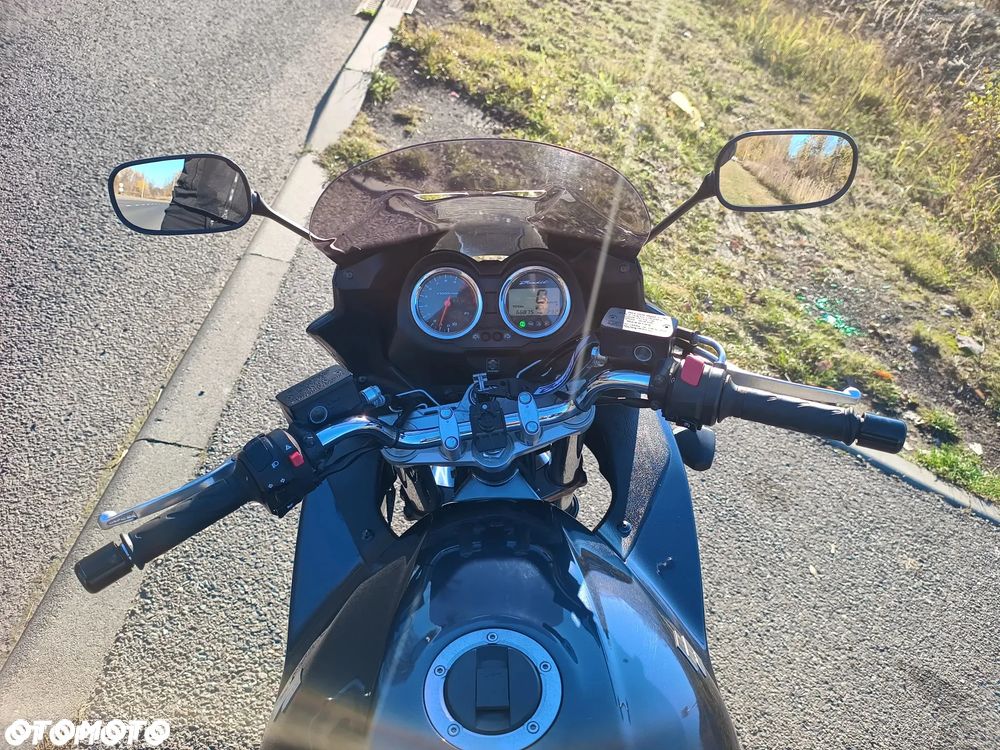 Suzuki Bandit - 3