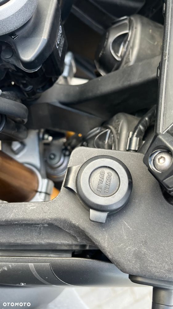 Yamaha Super Tenere - 8