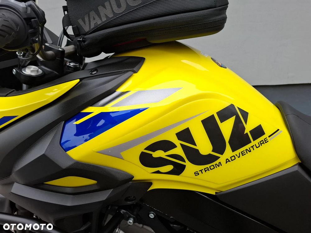 Suzuki DL - 32