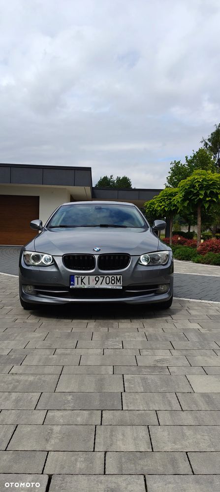 BMW Seria 3 320d DPF - 3