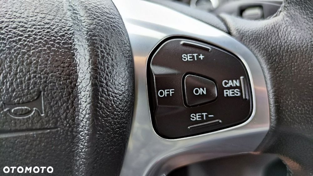 Ford EcoSport - 34