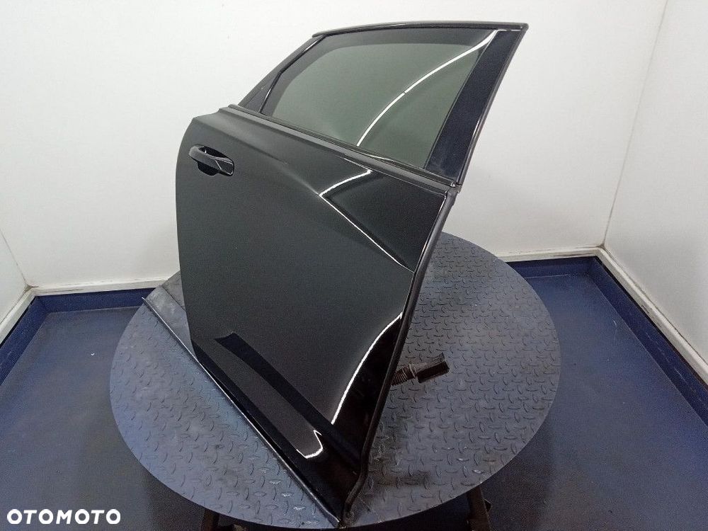AUDI A6 C8 18-21  SEDAN DRZWI TYŁ PRAWE LY9B - 2