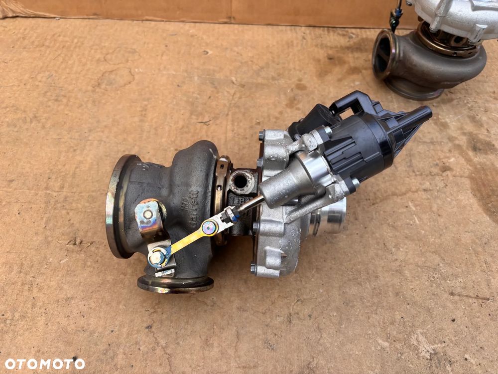 Turbosprężarka Turbina Turbo BMW M550 M850 X5 G05 X6 G06 X7 G07 F95 F96 Lewa Prawa Benzyna 4.4 G70 11658747744 8747744 8747743 11658747743 - 7