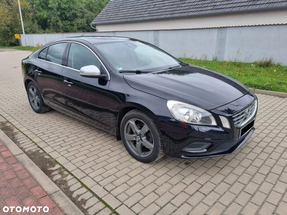 Volvo S60 - 1
