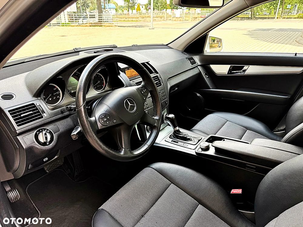 Mercedes-Benz Klasa C 200 (BlueEFFICIENCY) 7G-TRONIC Avantgarde - 18